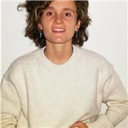 Estudio matemáticas. Estoy interesada en dar clases a niños o adolescentes de cualquier asignatura. También matematicas a estudiantes de carreras que lo necesiten